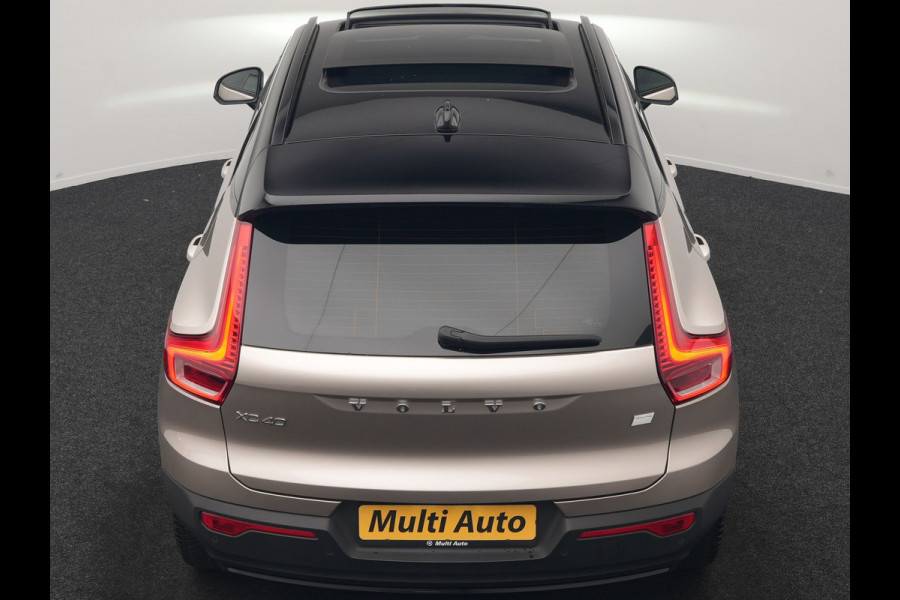 Volvo XC40 Ultimate Recharge Pure 69 kWh 231pk Dealer O.H. | Trekhaak Af Fabriek | Panodak | Adaptive Cruise | 360 Camera | Harman / Kardon | Sportstoelen Memory & Verwarmd | Warmtepomp | Keyless | Blis | Stuur Verwarmd | Google Assistent | DAB |
