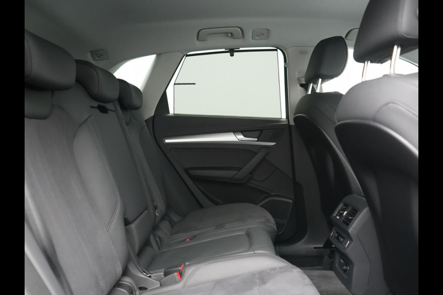 Audi Q5 55 TFSI e S Line PHEV 367pk Dealer O.H. | Alcantara Sportstoelen Massage & Verwarmd | 360 Camera | Bang & Olufsen Audio | Keyless | Navigatie | Virtual | DAB | Cruise Control | Plug In Hybrid |