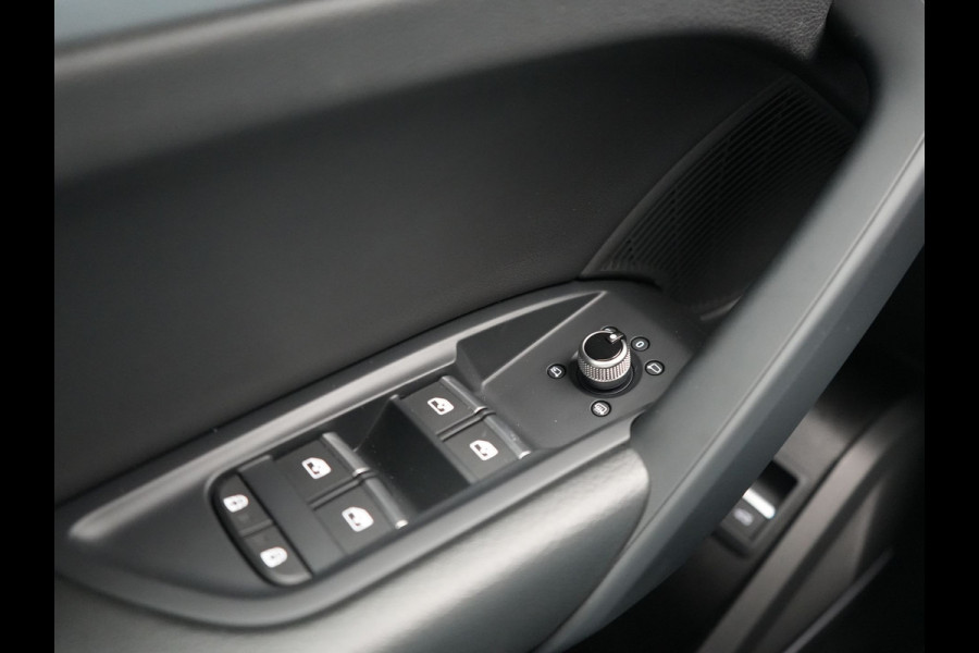 Audi Q5 55 TFSI e S Line PHEV 367pk Dealer O.H. | Alcantara Sportstoelen Massage & Verwarmd | 360 Camera | Bang & Olufsen Audio | Keyless | Navigatie | Virtual | DAB | Cruise Control | Plug In Hybrid |