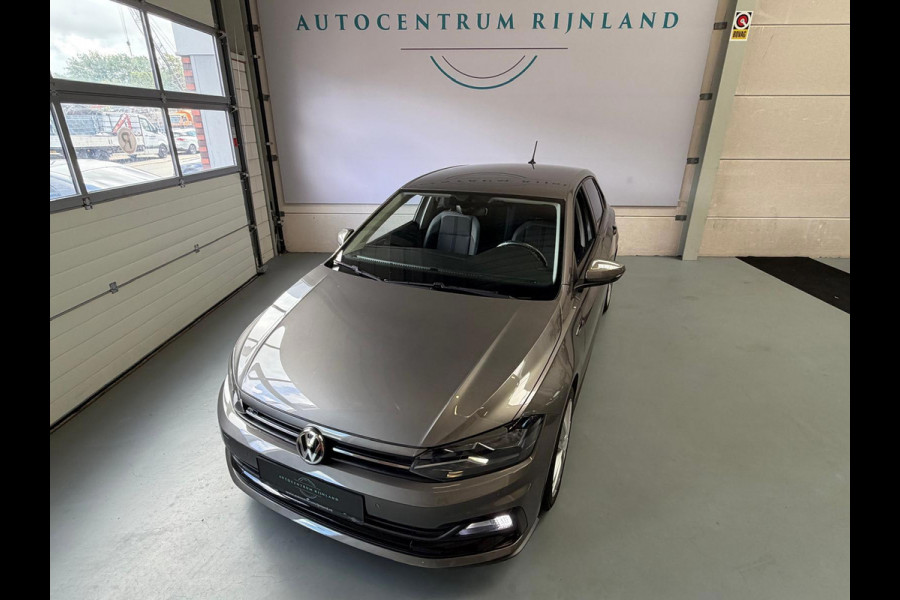 Volkswagen Polo 1.0 TSI Highline Business R Navi, Carplay, Cruise Control