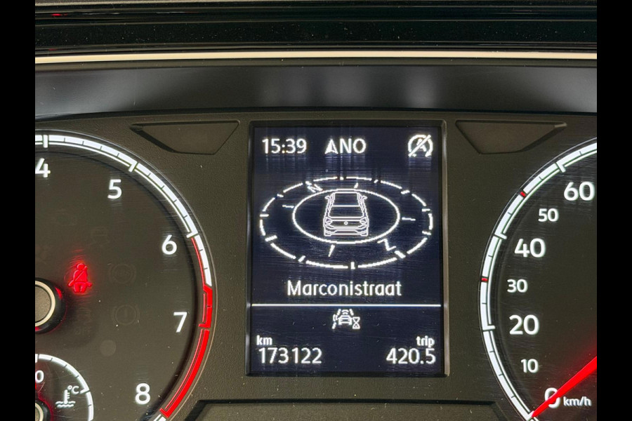Volkswagen Polo 1.0 TSI Highline Business R Navi, Carplay, Cruise Control