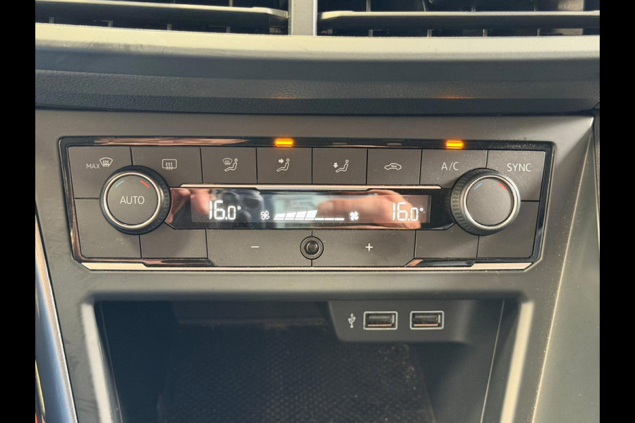 Volkswagen Polo 1.0 TSI Highline Business R Navi, Carplay, Cruise Control