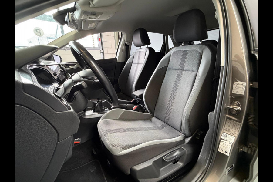 Volkswagen Polo 1.0 TSI Highline Business R Navi, Carplay, Cruise Control