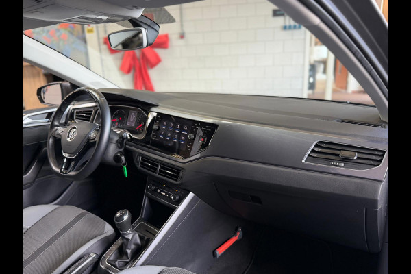 Volkswagen Polo 1.0 TSI Highline Business R Navi, Carplay, Cruise Control
