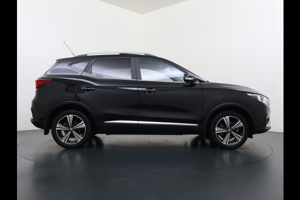 MG Mg Zs EV Luxury 45kWh SOH 92% Panorama-Schuifdak Leder+Verwrmd Trekhaak Adap.Cruise Camera Navi Apple Carplay Android Auto Elek.Stoel  Airco Privacy Glas Isofix DAB Lmv 17" Keyless 1e Eigenaar Dealeronderhouden