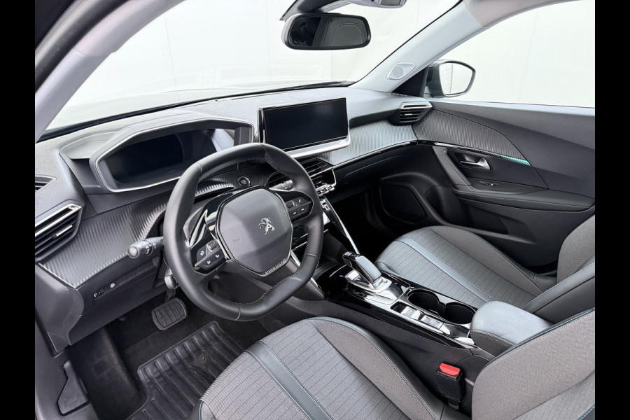 Peugeot e-2008 EV Blue Allure 50kWh SOH 95% 3D-Navi 360°Camera Apple Carplay Android Auto Ecc Cruise Control Regen-Lichtsensor Privacy Glas Lmv Led Isofix Bluetooth Lane Assist USB Origineel Nederlandse Auto