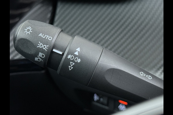 Peugeot e-2008 EV Blue Allure 50kWh SOH 95% 3D-Navi 360°Camera Apple Carplay Android Auto Ecc Cruise Control Regen-Lichtsensor Privacy Glas Lmv Led Isofix Bluetooth Lane Assist USB Origineel Nederlandse Auto