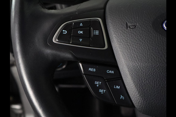 Ford EcoSport 1.0 EcoBoost Trend Essential | Trekhaak | Stuur-& Stoelverwarming | Navigatie | Camera |