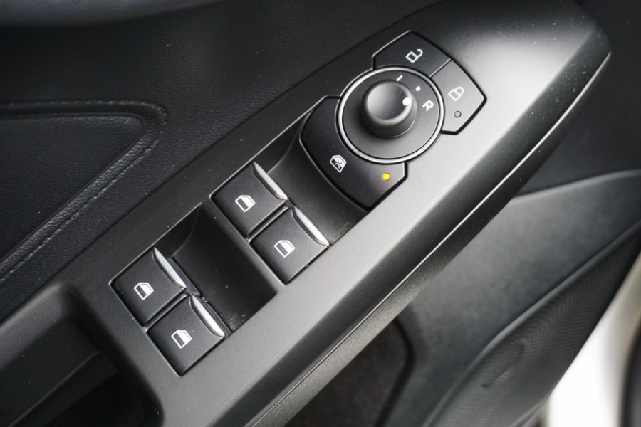 Ford FOCUS Wagon 1.0 EcoB.125PK Hybrid Connected/Nieuw Model/ Comfortstoel!