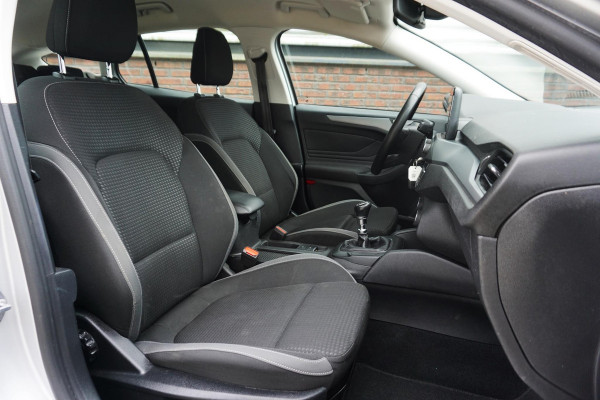 Ford FOCUS Wagon 1.0 EcoB.125PK Hybrid Connected/Nieuw Model/ Comfortstoel!