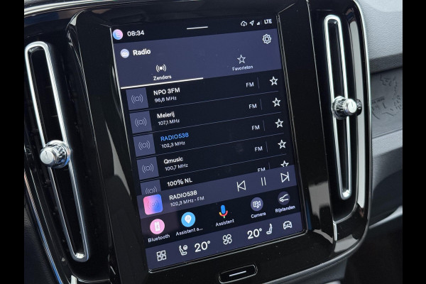 Volvo XC40 Recharge Core | SOH 97% | ACHTERUITRIJCAMERA | STOEL & STUUR VERWARMING | 12 MND BOVAG GARANTIE