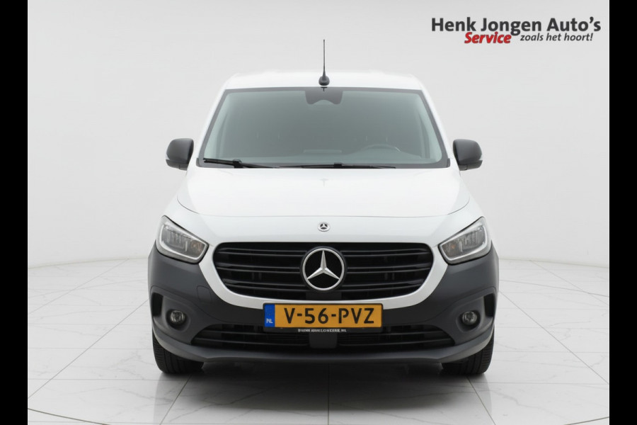Mercedes-Benz Citan 110 L1 Pro 3 zits, apple/android BENZINE !!!! Rijklaar + 6 maanden Bovag-garantie Henk Jongen Auto's in Helmond,  al 50 jaar service zoals 't hoort!