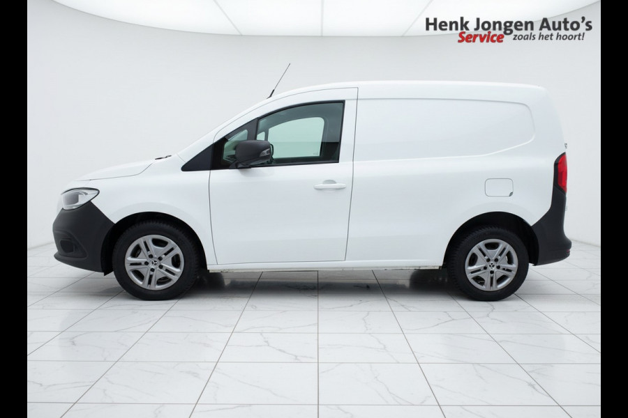 Mercedes-Benz Citan 110 L1 Pro 3 zits, apple/android BENZINE !!!! Rijklaar + 6 maanden Bovag-garantie Henk Jongen Auto's in Helmond,  al 50 jaar service zoals 't hoort!