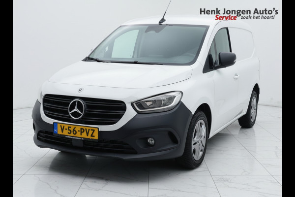 Mercedes-Benz Citan 110 L1 Pro 3 zits, apple/android BENZINE !!!! Rijklaar + 6 maanden Bovag-garantie Henk Jongen Auto's in Helmond,  al 50 jaar service zoals 't hoort!