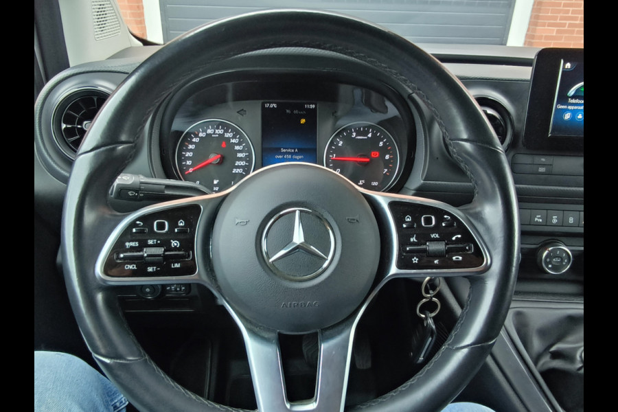 Mercedes-Benz Citan 110 L1 Pro 3 zits, apple/android BENZINE !!!! Rijklaar + 6 maanden Bovag-garantie Henk Jongen Auto's in Helmond,  al 50 jaar service zoals 't hoort!