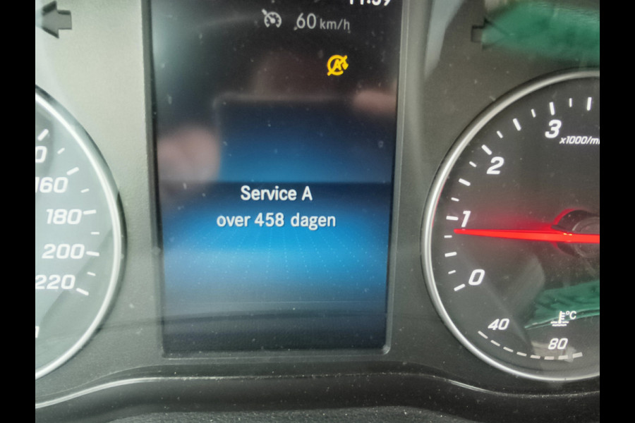 Mercedes-Benz Citan 110 L1 Pro 3 zits, apple/android BENZINE !!!! Rijklaar + 6 maanden Bovag-garantie Henk Jongen Auto's in Helmond,  al 50 jaar service zoals 't hoort!