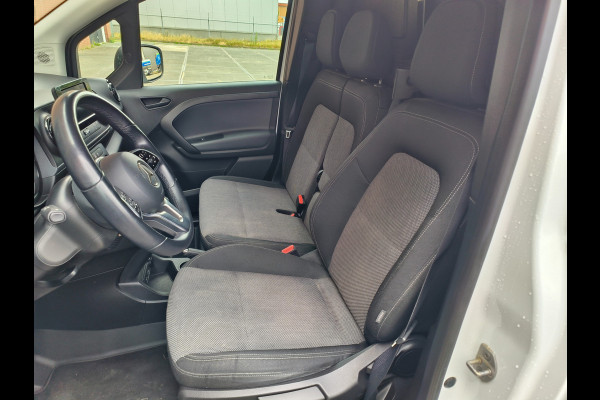 Mercedes-Benz Citan 110 L1 Pro 3 zits, apple/android BENZINE !!!! Rijklaar + 6 maanden Bovag-garantie Henk Jongen Auto's in Helmond,  al 50 jaar service zoals 't hoort!