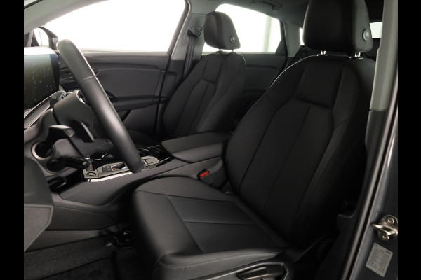 Audi Q6 Sportback e-tron edition 83 kWh 252 pk |  SOH 97,82% | Panoramadak | Trekhaak (wegklapbaar) | Verlengde garantie | Warmtepomp | Navigatie | Parkeersensoren (Park assist) | Rondomzicht camera |