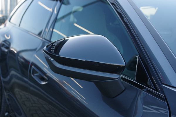 Audi A6 Avant 2.0 e-hybrid Quattro 300 PK S-Line Edition PHEV, Trekhaak, Lederen Sportstoelen, 21" LM, Adap. Cruise Control