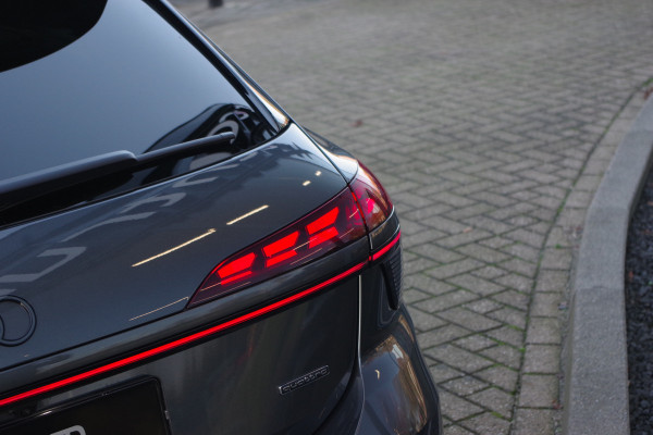Audi A6 Avant 2.0 e-hybrid Quattro 300 PK S-Line Edition PHEV, Trekhaak, Lederen Sportstoelen, 21" LM, Adap. Cruise Control