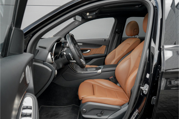 Mercedes-Benz GLC 200 Premium+ AMG Pano Night Burmester Trekhaak Widescreen