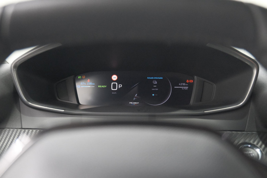 Peugeot e-2008 EV Allure Avantage 54 kWh | 11 KW Lader | Apple Carplay | Parkeersensoren