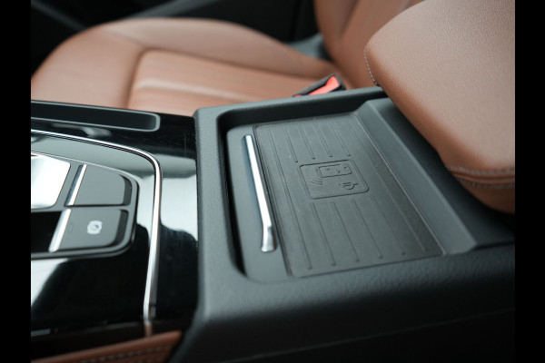 Audi Q5 50 TFSI e Advanced edition PHEV 300pk Dealer O.H | Trekhaak Af Fabriek | Head Up | Apple Carplay | Lederen Sportstoelen Verwarmd | Cruise Control | Virtual | Navigatie | DAB | 19"L.M | Plug In Hybrid |