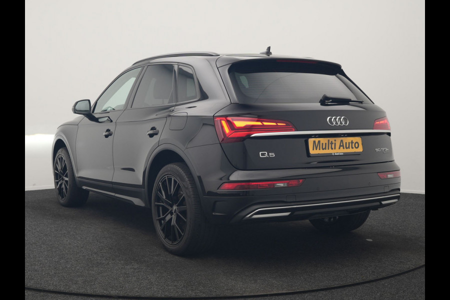 Audi Q5 50 TFSI e Advanced edition PHEV 300pk Dealer O.H | Trekhaak Af Fabriek | Head Up | Apple Carplay | Lederen Sportstoelen Verwarmd | Cruise Control | Virtual | Navigatie | DAB | 19"L.M | Plug In Hybrid |