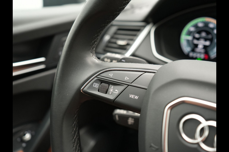 Audi Q5 50 TFSI e Advanced edition PHEV 300pk Dealer O.H | Trekhaak Af Fabriek | Head Up | Apple Carplay | Lederen Sportstoelen Verwarmd | Cruise Control | Virtual | Navigatie | DAB | 19"L.M | Plug In Hybrid |