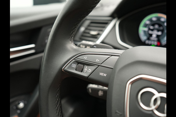 Audi Q5 50 TFSI e Advanced edition PHEV 300pk Dealer O.H | Trekhaak Af Fabriek | Head Up | Apple Carplay | Lederen Sportstoelen Verwarmd | Cruise Control | Virtual | Navigatie | DAB | 19"L.M | Plug In Hybrid |