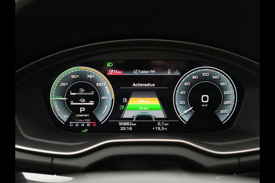 Audi Q5 50 TFSI e Advanced edition PHEV 300pk Dealer O.H | Trekhaak Af Fabriek | Head Up | Apple Carplay | Lederen Sportstoelen Verwarmd | Cruise Control | Virtual | Navigatie | DAB | 19"L.M | Plug In Hybrid |