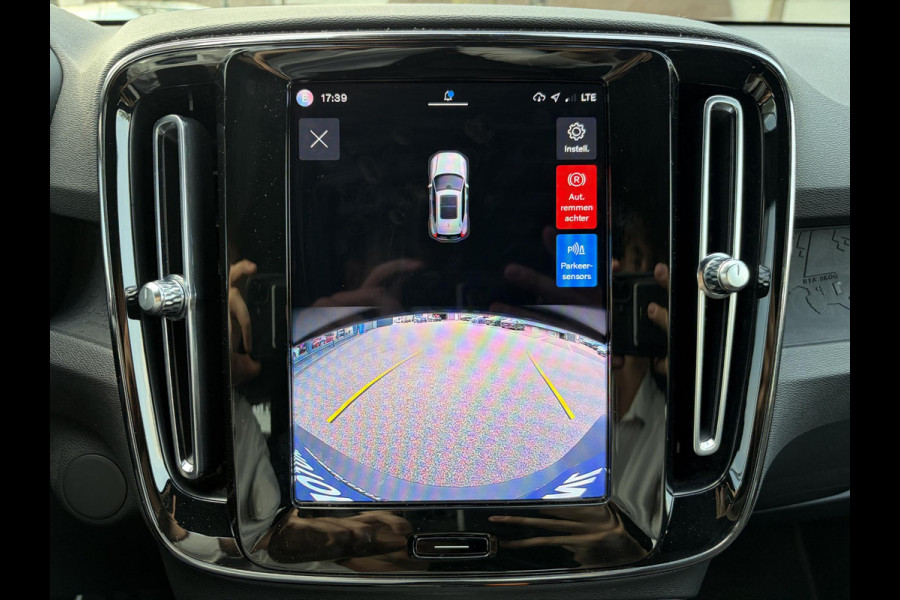 Volvo XC40 Single Motor Plus 69 kWh SOH 95% |STOEL + STUURVERWARMING| ADAPTIEVE CRUISE| DODE HOEK SENSOR| ELEKTRISCHE ACHTERKLEP