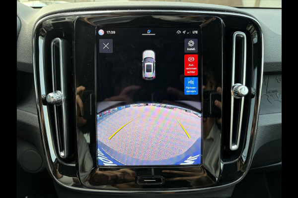 Volvo XC40 Single Motor Plus 69 kWh SOH 95% |STOEL + STUURVERWARMING| ADAPTIEVE CRUISE| DODE HOEK SENSOR| ELEKTRISCHE ACHTERKLEP