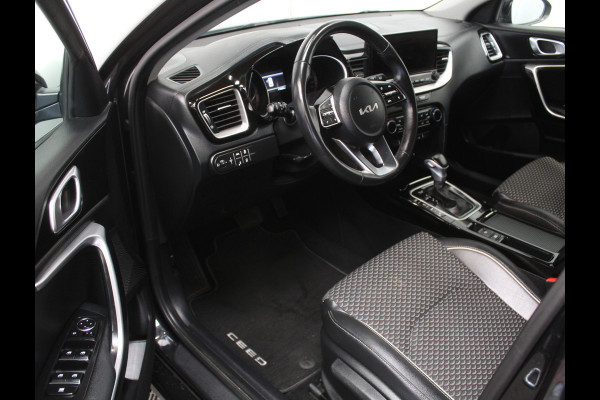 Kia Ceed 1.5 T-GDi MHEV DynamicPlusLine CAMERA | CARPLAY | LMV16 | AUTOMAAT | AFNBTRHAAK | LED | DAB | ADAPCRUISE | CLIMATE | NAVI | STOE