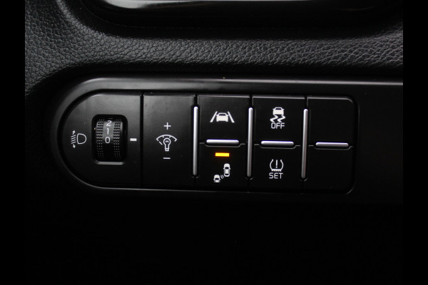 Kia Ceed 1.5 T-GDi MHEV DynamicPlusLine CAMERA | CARPLAY | LMV16 | AUTOMAAT | AFNBTRHAAK | LED | DAB | ADAPCRUISE | CLIMATE | NAVI | STOE