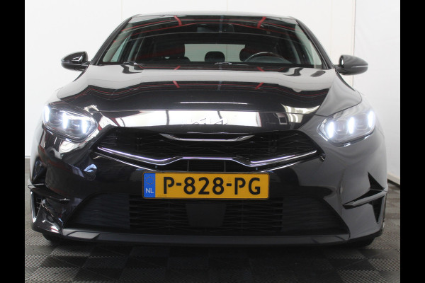 Kia Ceed 1.5 T-GDi MHEV DynamicPlusLine CAMERA | CARPLAY | LMV16 | AUTOMAAT | AFNBTRHAAK | LED | DAB | ADAPCRUISE | CLIMATE | NAVI | STOE