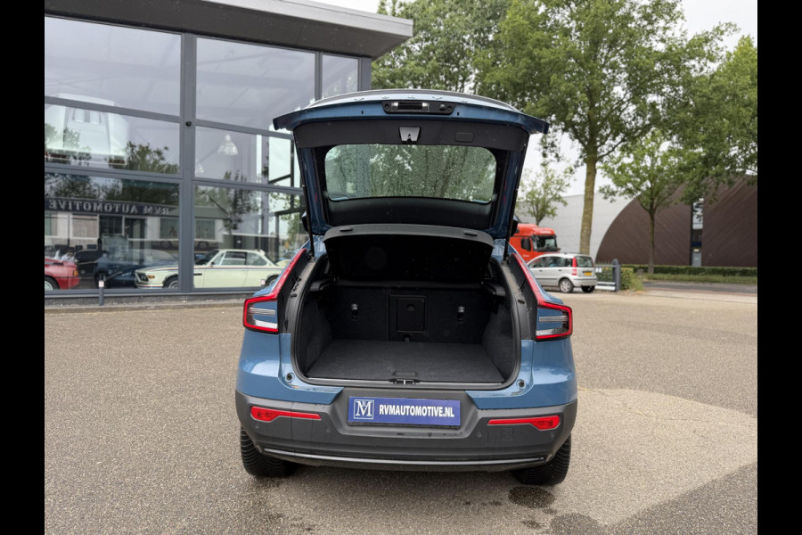 Volvo EC40 Recharge Core 70 kWh SOH 95% | STOEL & STUUR VERWARMING | ACHTERUITRIJCAMERA | 12 MND BOVAG GARANTIE| PANO| VOLVO DEALER ONDERHOUDEN|