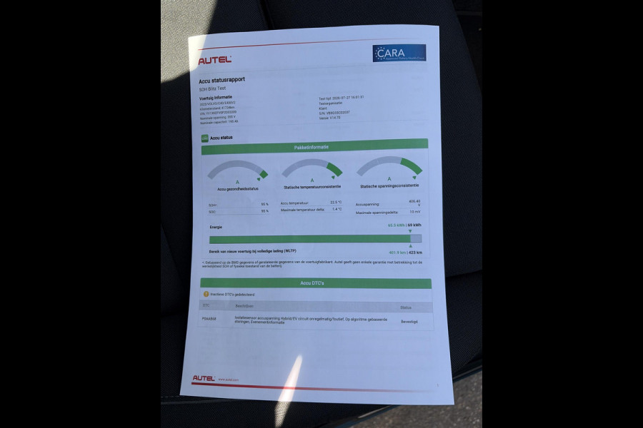 Volvo EC40 Recharge Core 70 kWh SOH 95% | STOEL & STUUR VERWARMING | ACHTERUITRIJCAMERA | 12 MND BOVAG GARANTIE| PANO| VOLVO DEALER ONDERHOUDEN|