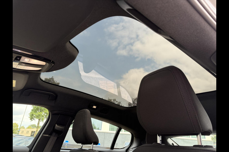 Volvo C40 Twin Motor Performance Ultra 82 kWh SOH 96% | ADAPT. CRUISE CONTROL | 360 GRADEN CAMERA | STOEL & STUUR VERWARMING | HARMAN/KARDON AUDIO | MEMORY SEATS