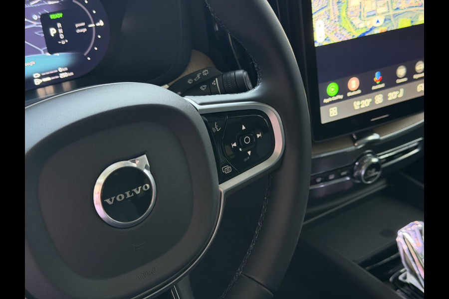 Volvo XC60 2.0 T8 455PK AWD ULTRA DARK NIEUWE AUTO ELEK.TREKHAAK HARMAN KARDON HEADUP 360.CAM STOEL/STUUR VERW LEER SCHUIFDAK