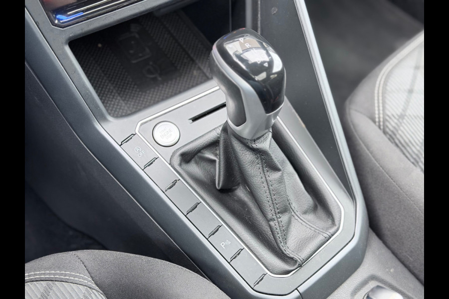 Volkswagen Taigo 1.5 TSI R-Line Pano/Keyless/Camera