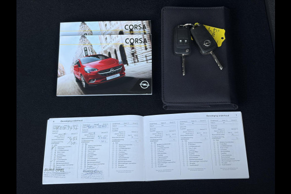 Opel Corsa 1.4 Black Edition Navi,Carplay,Airco,Cruise,Pdc,Weinig km,90pk,5 Deurs,Lm velgen,N.A.P,Zeer Zuinig,Apk tot 08-2027