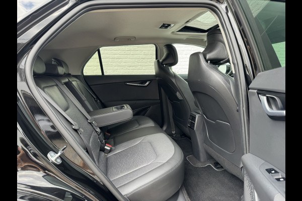 Kia Niro EV Executive Line 64.8 kWh SOH 98% All season V2L Harman Kardon Schuifdak Leder