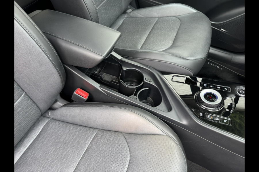 Kia Niro EV Executive Line 64.8 kWh SOH 98% All season V2L Harman Kardon Schuifdak Leder