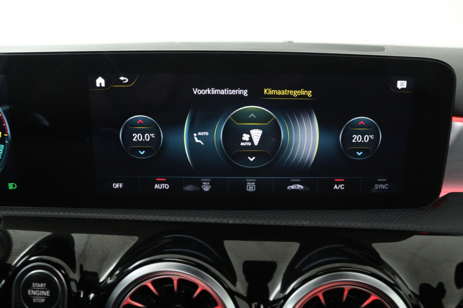 Mercedes-Benz A-Klasse 250 e Business Solution AMG Limited (PANORAMADAK, SFEER, STOELVERWARMING, ELEKTR STOELEN, CAMERA)
