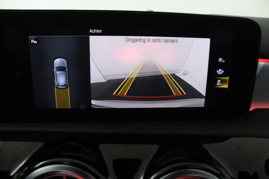 Mercedes-Benz A-Klasse 250 e Business Solution AMG Limited (PANORAMADAK, SFEER, STOELVERWARMING, ELEKTR STOELEN, CAMERA)