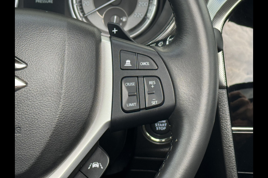 Suzuki Vitara 1.5 Hybrid Style Rhino Edition Panorama Carplay Pdc+Camera Led Leder