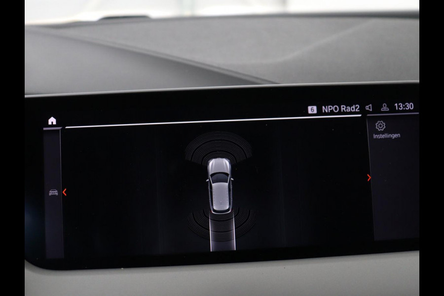 BMW 1-serie 116i Business Edition | Trekhaak | Cruise control | DAB+ | Bluetooth | Carplay | Climate control | Parkeerhulp | Virtual cockpit