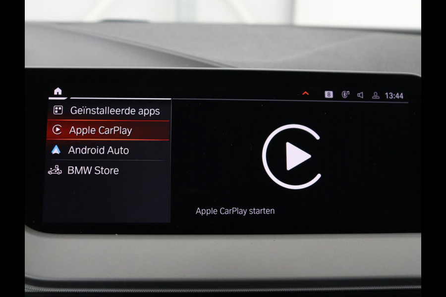 BMW 1-serie 116i Business Edition | Trekhaak | Cruise control | DAB+ | Bluetooth | Carplay | Climate control | Parkeerhulp | Virtual cockpit