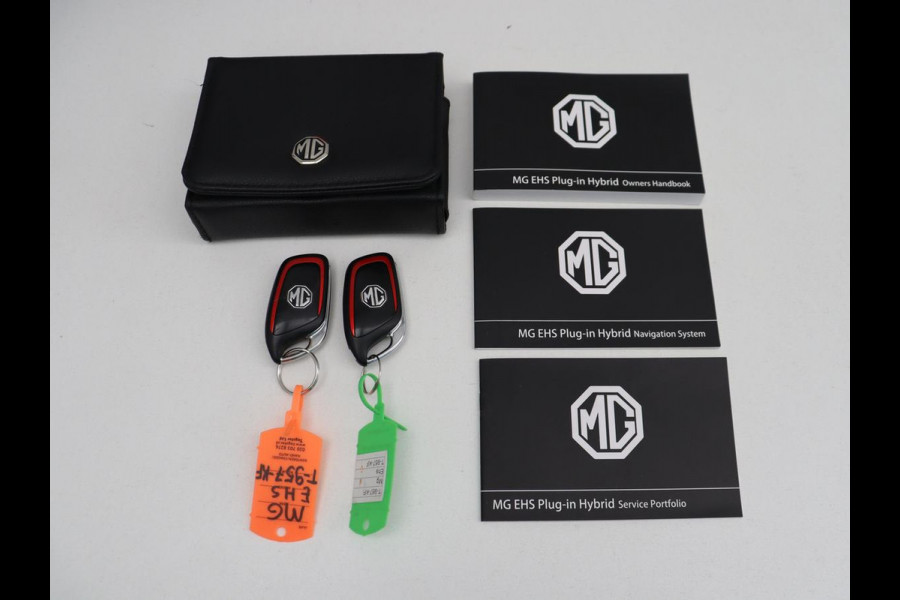 MG EHS 1.5 TGDI Luxury | SOH 92,1% | Panoramadak | 360 Camera | Adaptive cruise | Navigatie | DAB+ | Bluetooth | Carplay | Stoelverwarming | Climate control | Sfeerverlichting | Keyless